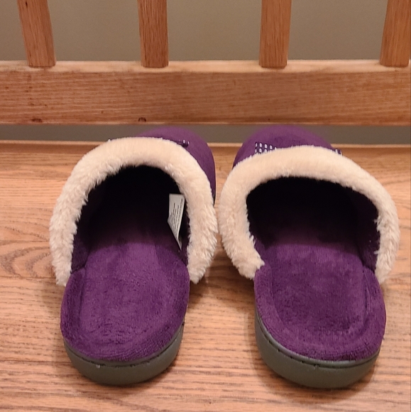 Isotoner purple slippers - Picture 3 of 7
